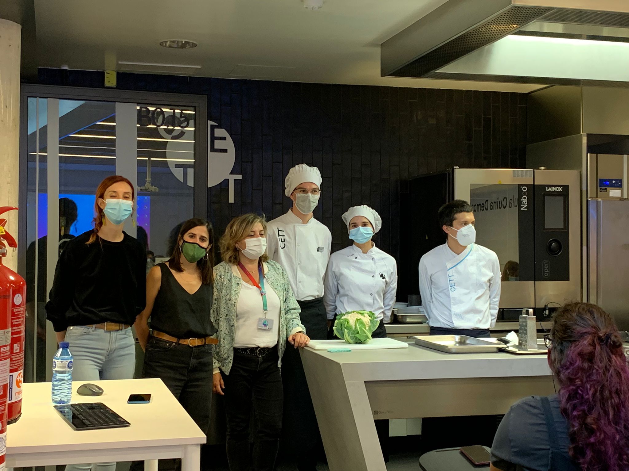 Photography from: El CETT-UB y Espigoladors presentan #CookOnceEatTwice, una campaña contra el desperdicio alimentario | CETT